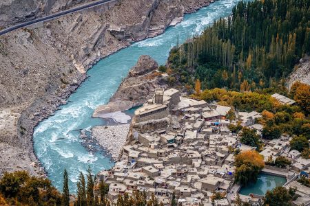 5-Day Deluxe Hunza Tour – Explore the North in Style